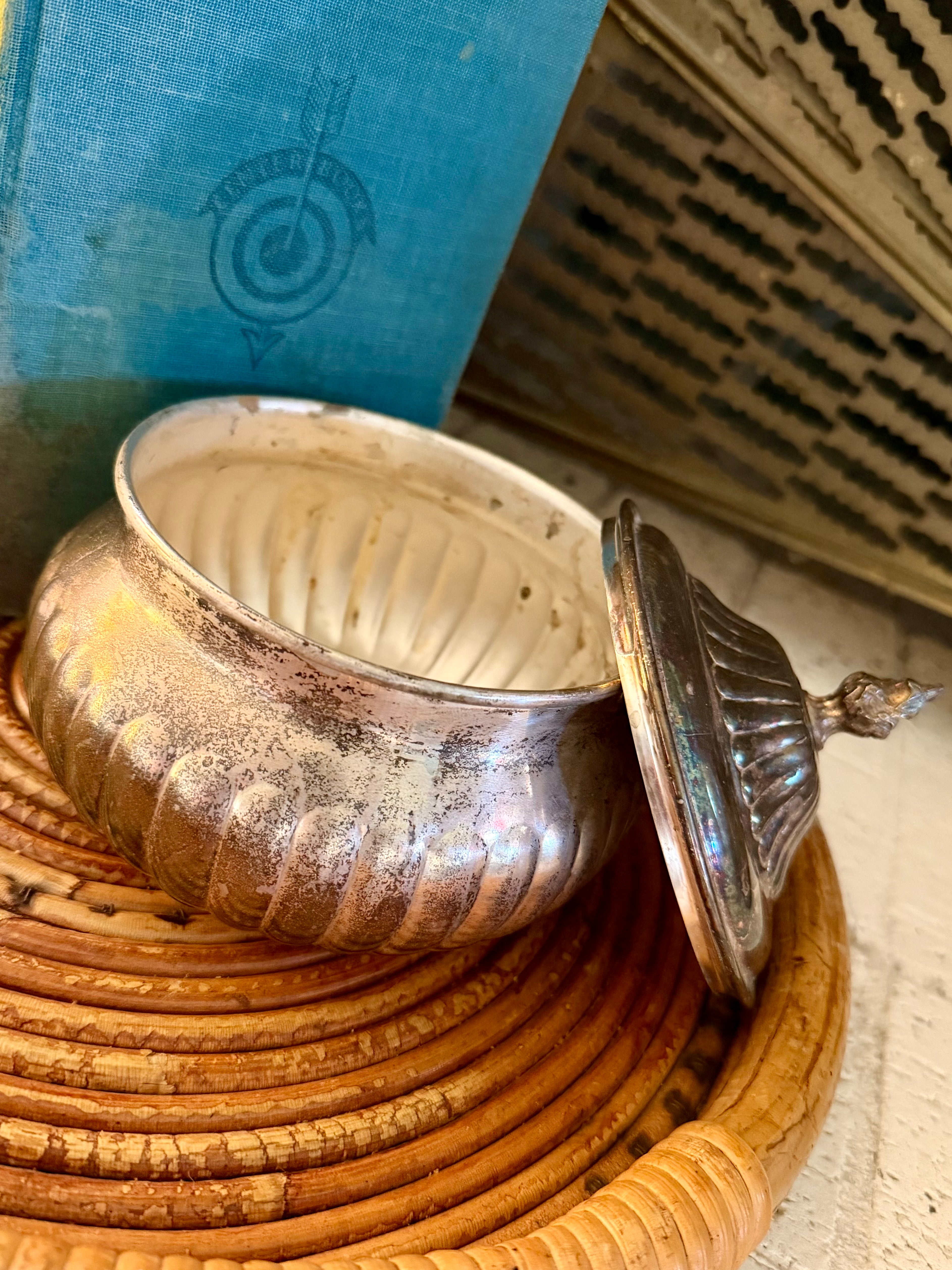 Ribbed Lidded Dish