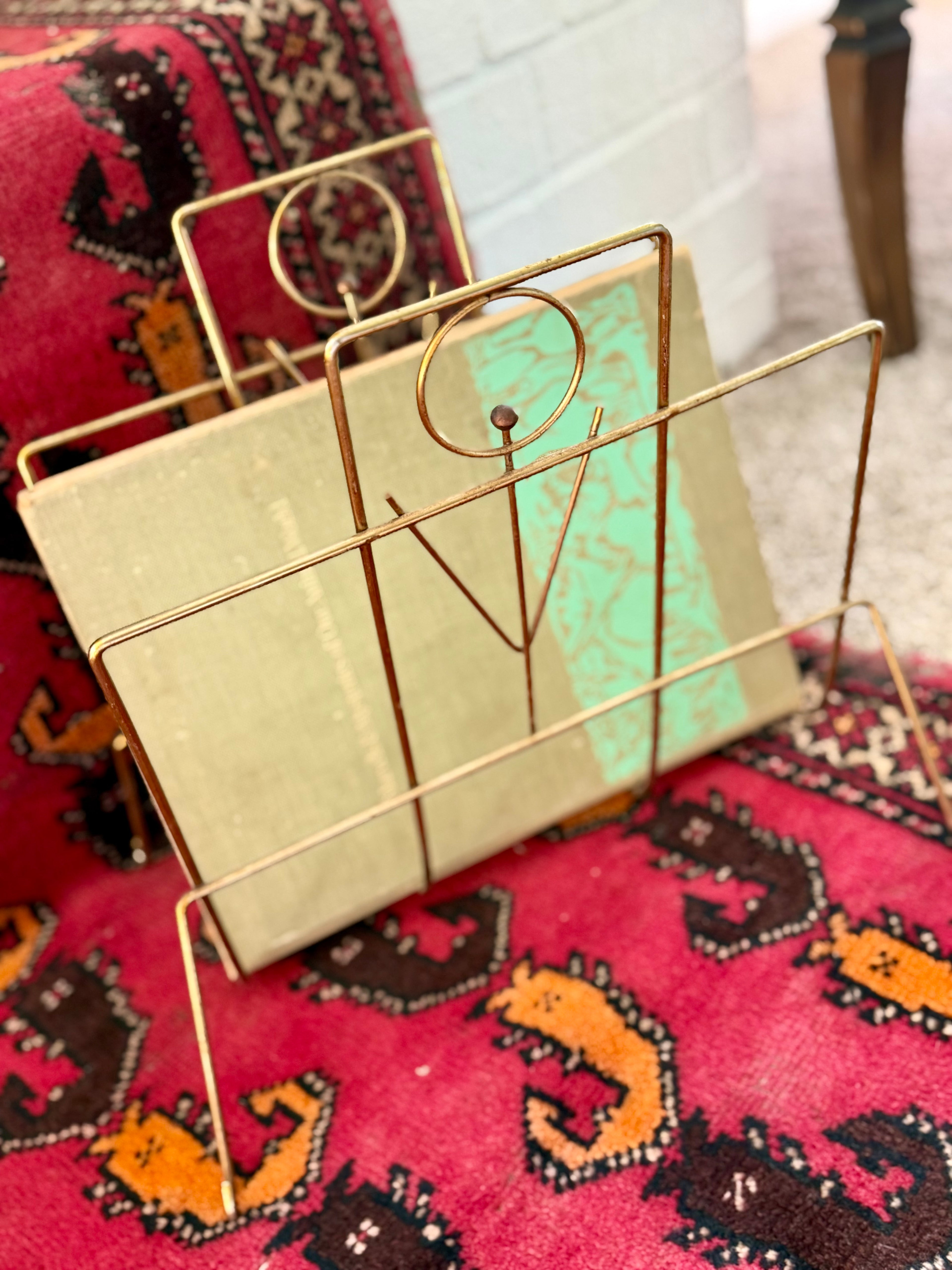 MCM Magazine Rack