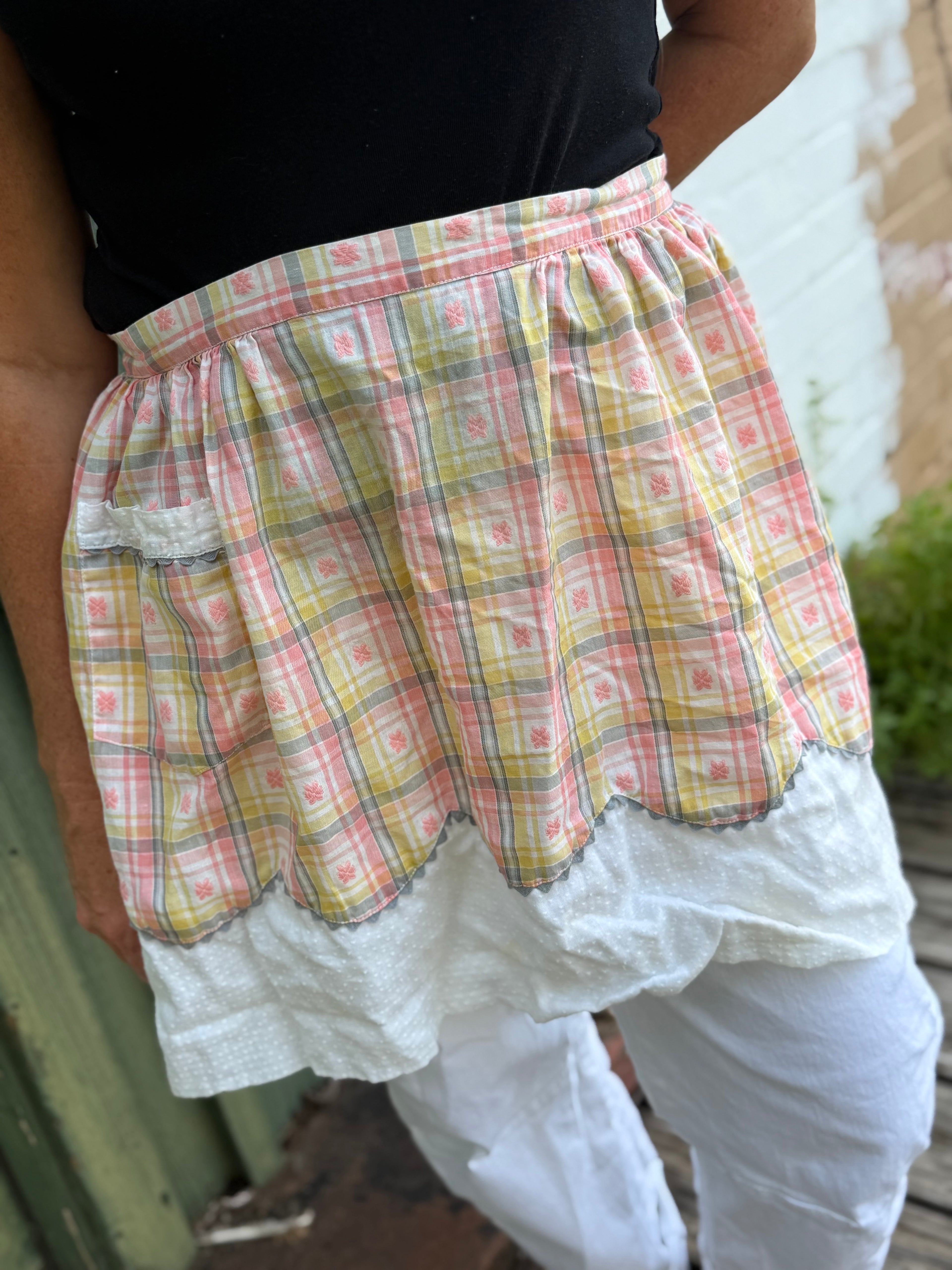 Vintage Plaid Half Apron