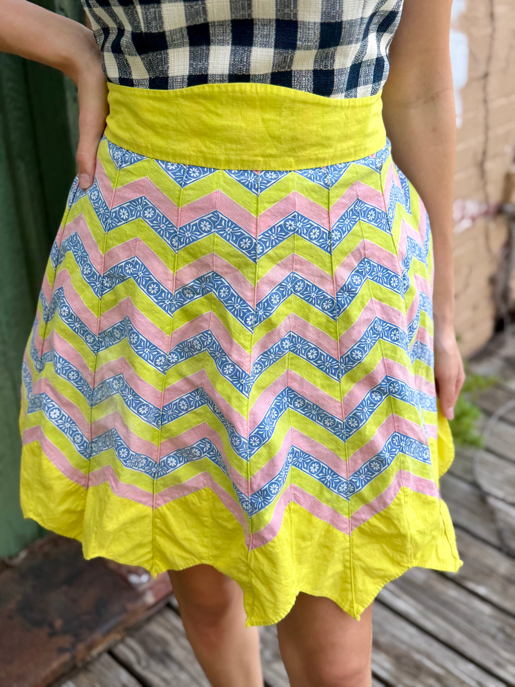 Vintage Chevron Half Apron